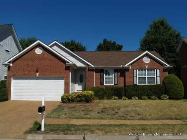 Main picture of 136 Watermill Trce