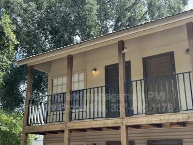 Main picture of 300 Lozes Ave