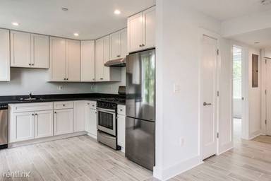 Main picture of 5735 14th St NW