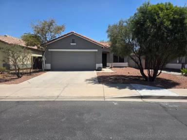 Main picture of 3607 S 257th Ln