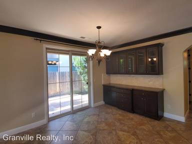 Main picture of 1253 E Via Roma Dr