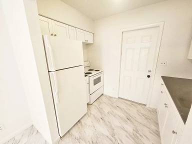 Main picture of 702 Neil Rd