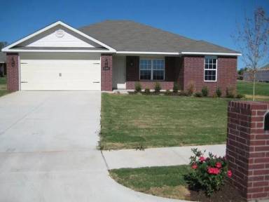 Main picture of 5101 W Cross Creek Blvd