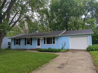 Main picture of 3206 Carefree Dr