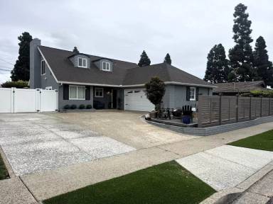 Main picture of 12332 Blackmer St