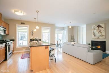 Main picture of 54 Bay State Rd