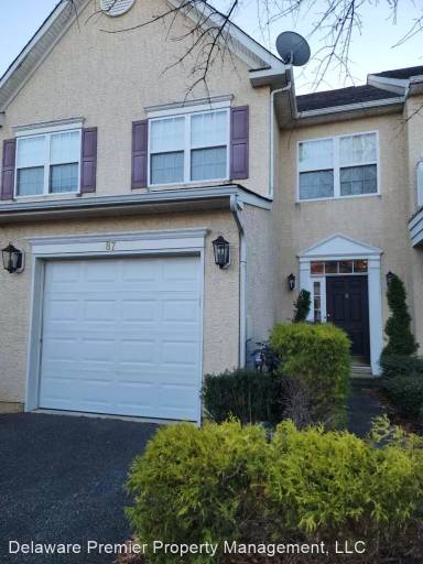 Main picture of 87 Springfield Cir