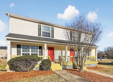 Main picture of 536 Walter St