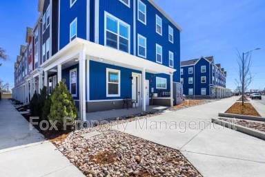 Main picture of 210 Emery St