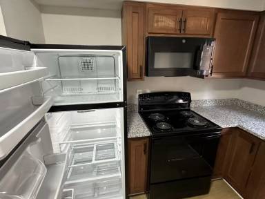 Main picture of 1414 E Columbus St