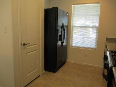 Main picture of 8819 Peace Treaty Ave