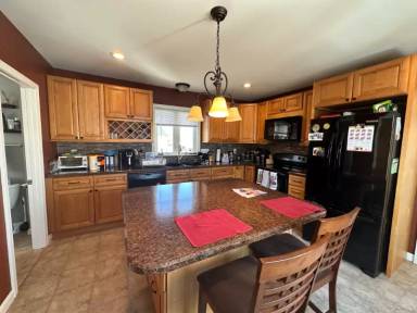 Main picture of 448 Hilldale Ave