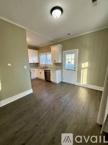 Main picture of 517 Malone Cir