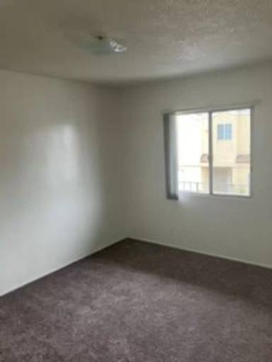 Main picture of 6900 California Ave