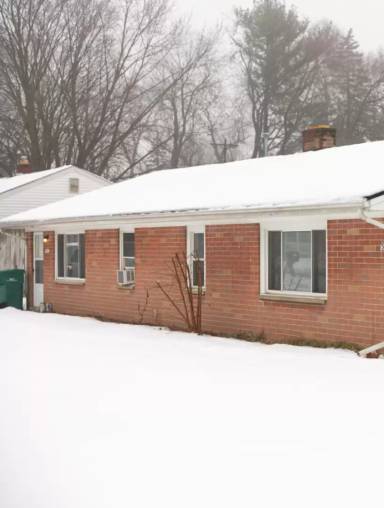 Main picture of 545 N Ivanhoe Ave