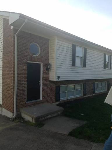 Main picture of 233A-B Creekside Ct
