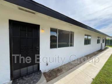 Main picture of 1476 N Cobb St