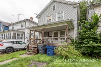 Main picture of 1706 Freeman St