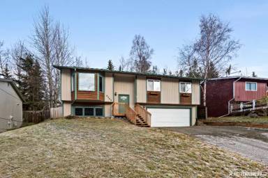 Main picture of 9202 Cam Island Cir