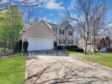 Main picture of 28 Trailstream Dr