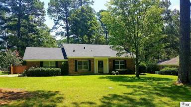 Main picture of 2208 Azalea Dr