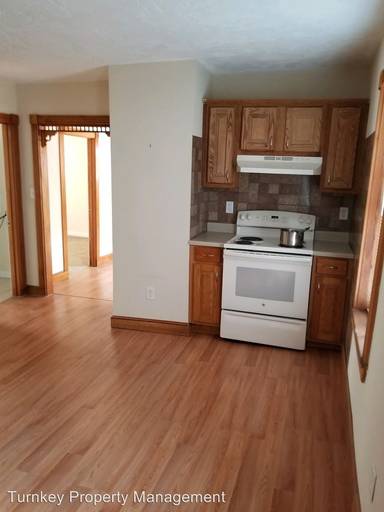 Main picture of 2 Tyler Ave