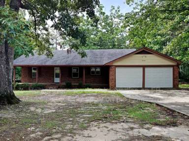 Main picture of 8090 Meeting House Rd