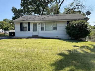 Main picture of 7832 Tuxedo Ct