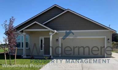 Main picture of 520 SW Angelina Loop