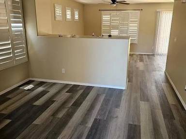 Main picture of 1343 E 10th Pl