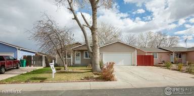 Main picture of 2214 Alpine Ave