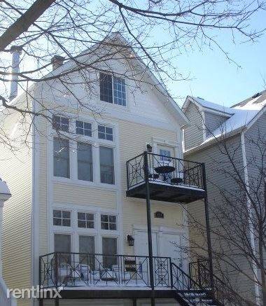 Main picture of 1719 W Barry Ave