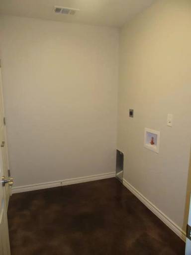 Main picture of 16 Snell Dr