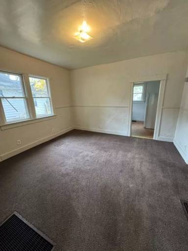 Main picture of 3716 Warsaw St