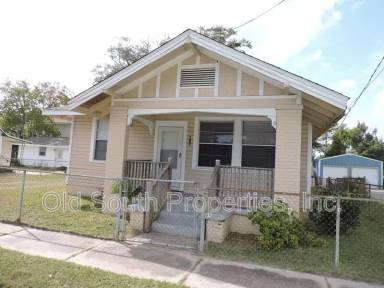Main picture of 615 S E St