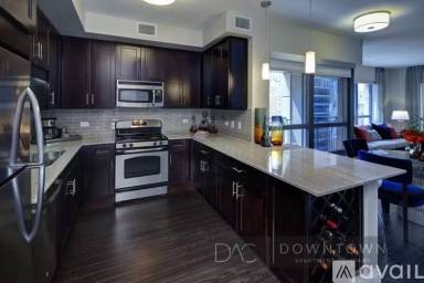 Main picture of 750 N Wells St