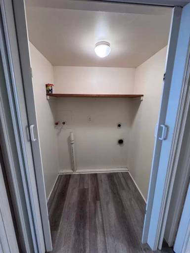 Main picture of 2116B Legrande Ave