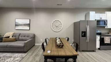 Main picture of 209 W Thayer Ave