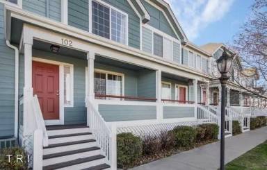 Main picture of Longsview II Townhomes