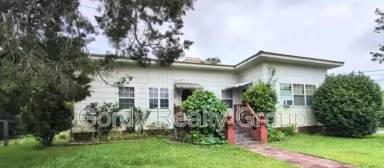 Main picture of 2941 Green St