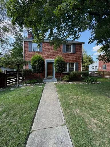 Main picture of 2923 Parker Ave