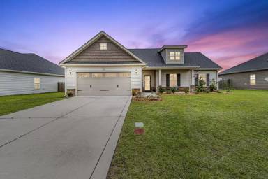 Main picture of 518 New Hanover Trl