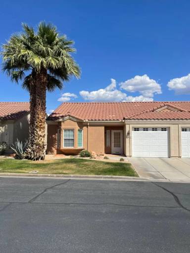 Main picture of 700 Aztec Cir