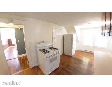 Main picture of 172 Centre Ave