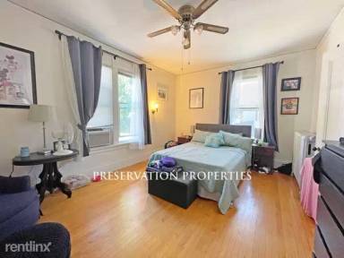 Main picture of 221 Walnut St