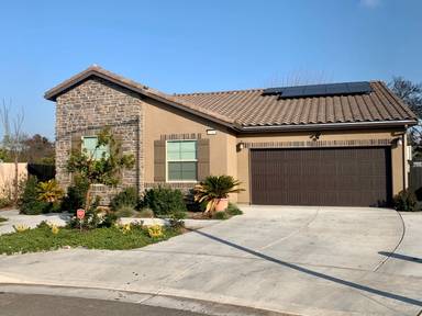 Main picture of 5349 E Benjamin Ave