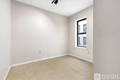Main picture of 515 W 143rd St