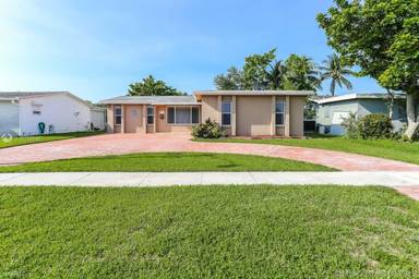 Main picture of 9394 NW 19th Pl