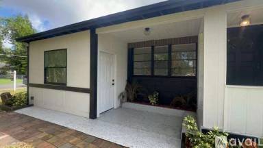 Main picture of 722 Carlson Dr
