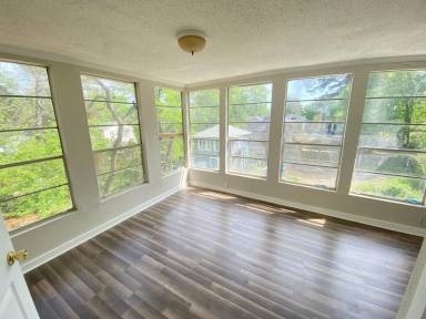 Main picture of 429 Boulevard St